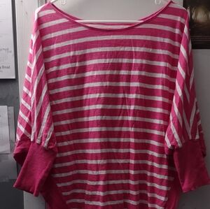 NWT WOMEN'S BLOUSE L